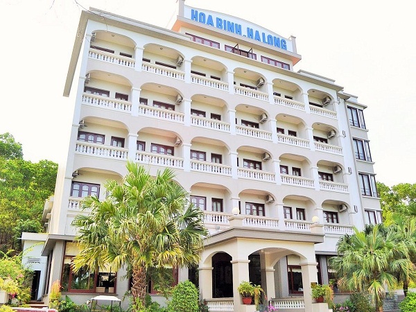 Khách sạn Hòa Bình, Tuần Châu